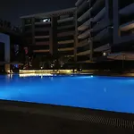 Sheraton Ocean 704 - Private Apartments